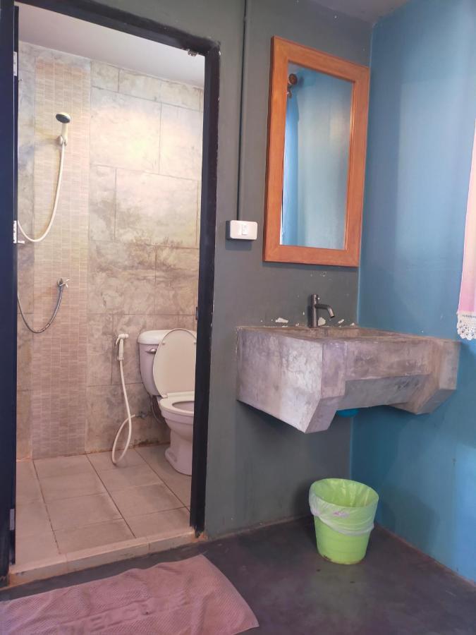 9 Hostel Chiang Mai Buitenkant foto