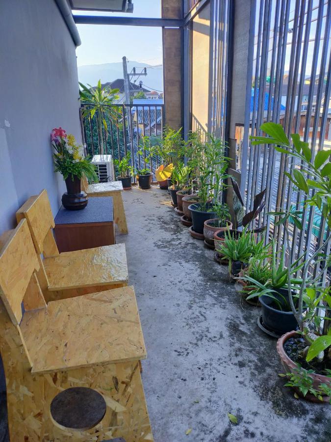 9 Hostel Chiang Mai Buitenkant foto