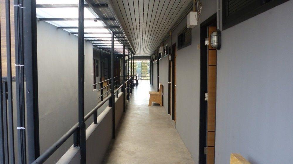 9 Hostel Chiang Mai Buitenkant foto