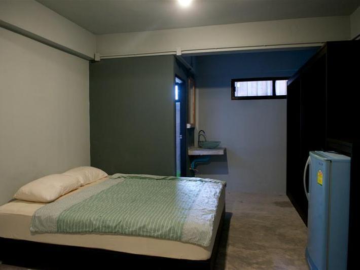 9 Hostel Chiang Mai Buitenkant foto
