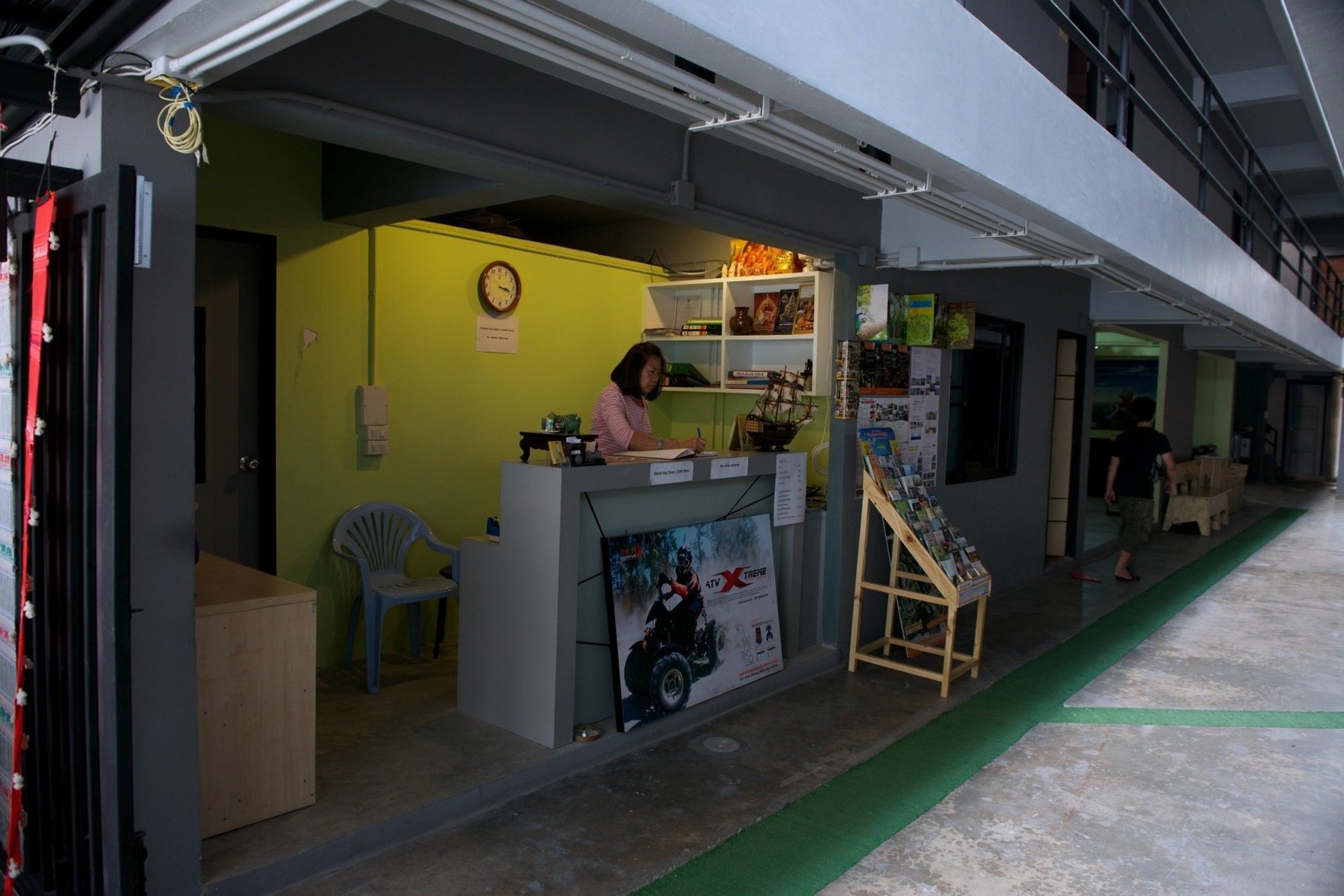 9 Hostel Chiang Mai Buitenkant foto